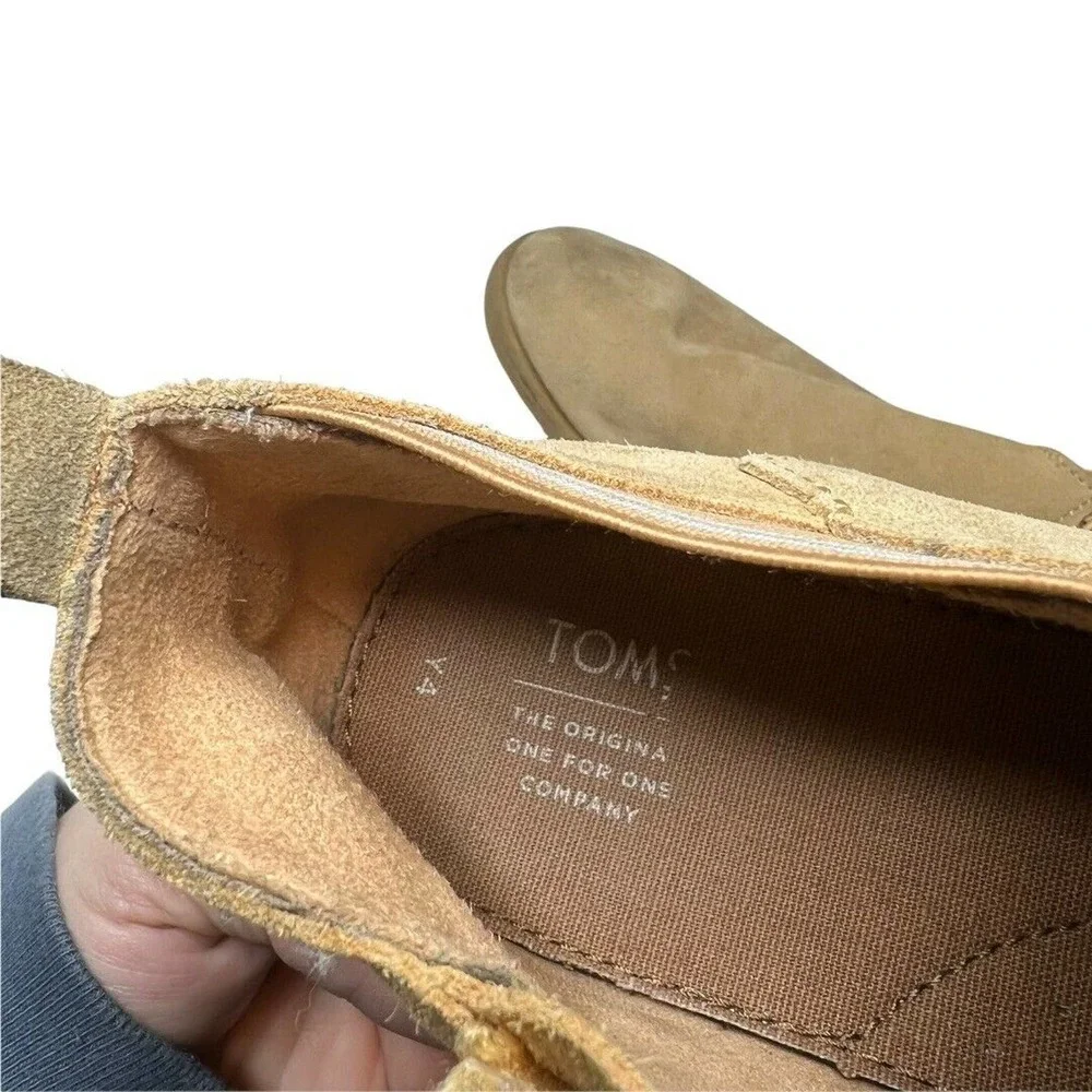 Toms Kids Leilani Light Beige Suede Bootie Size‎ 4